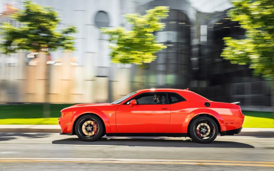  Dodge Challenger SRT Hellcat Widebody 2017 года  (фото 57 из 69)